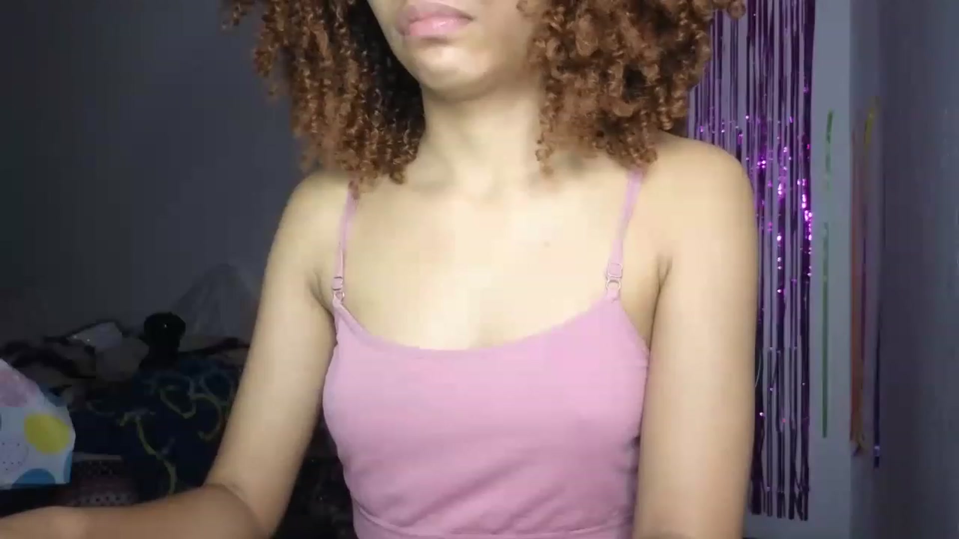 Gallery image thumbnail from Cofewithmilk's myfreecams stream on, 04/16/2023, 23:34 image 15 of 20
