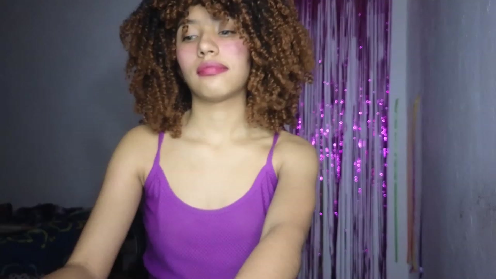 Gallery image thumbnail from Cofewithmilk's myfreecams stream on, 04/20/2023, 01:23 image 13 of 20