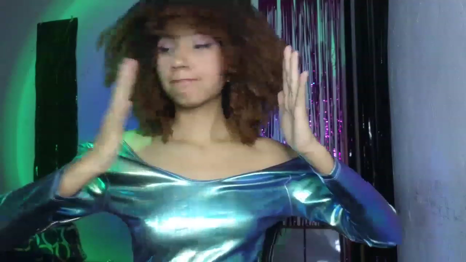 Gallery image thumbnail from Cofewithmilk's myfreecams stream on, 05/02/2023, 03:16 image 12 of 20