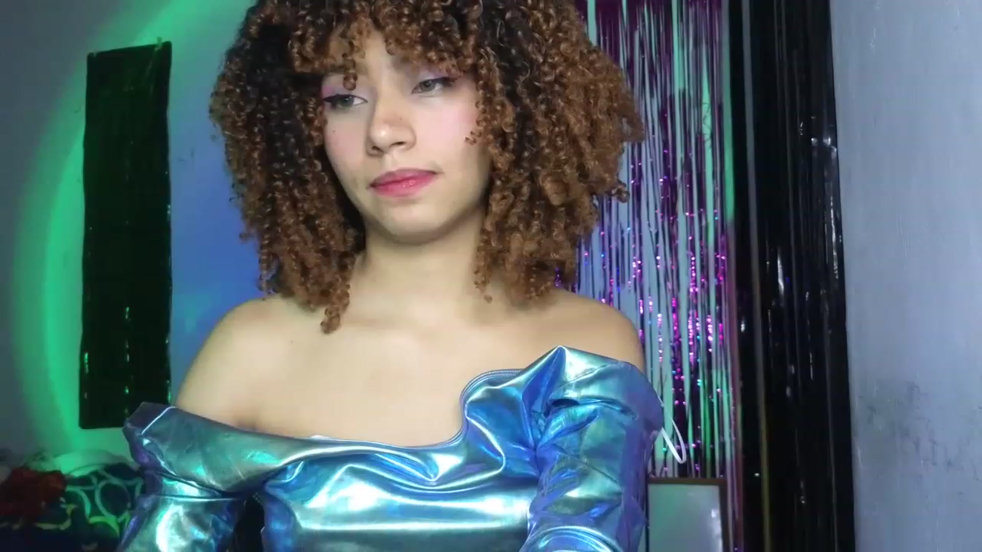 Gallery image thumbnail from Cofewithmilk's myfreecams stream on, 05/02/2023, 03:16 image 4 of 20