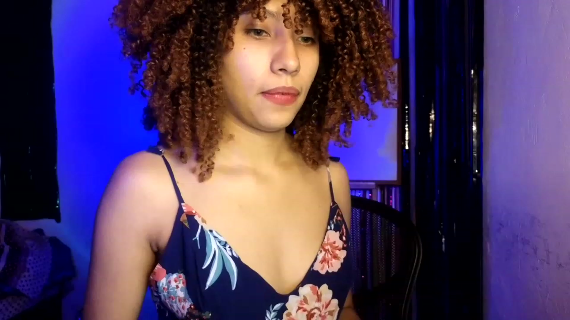Gallery image thumbnail from Cofewithmilk's myfreecams stream on, 05/05/2023, 24:01 image 4 of 20