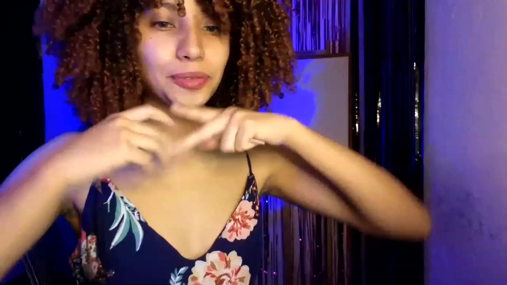 Gallery image thumbnail from Cofewithmilk's myfreecams stream on, 05/05/2023, 24:01 image 20 of 20