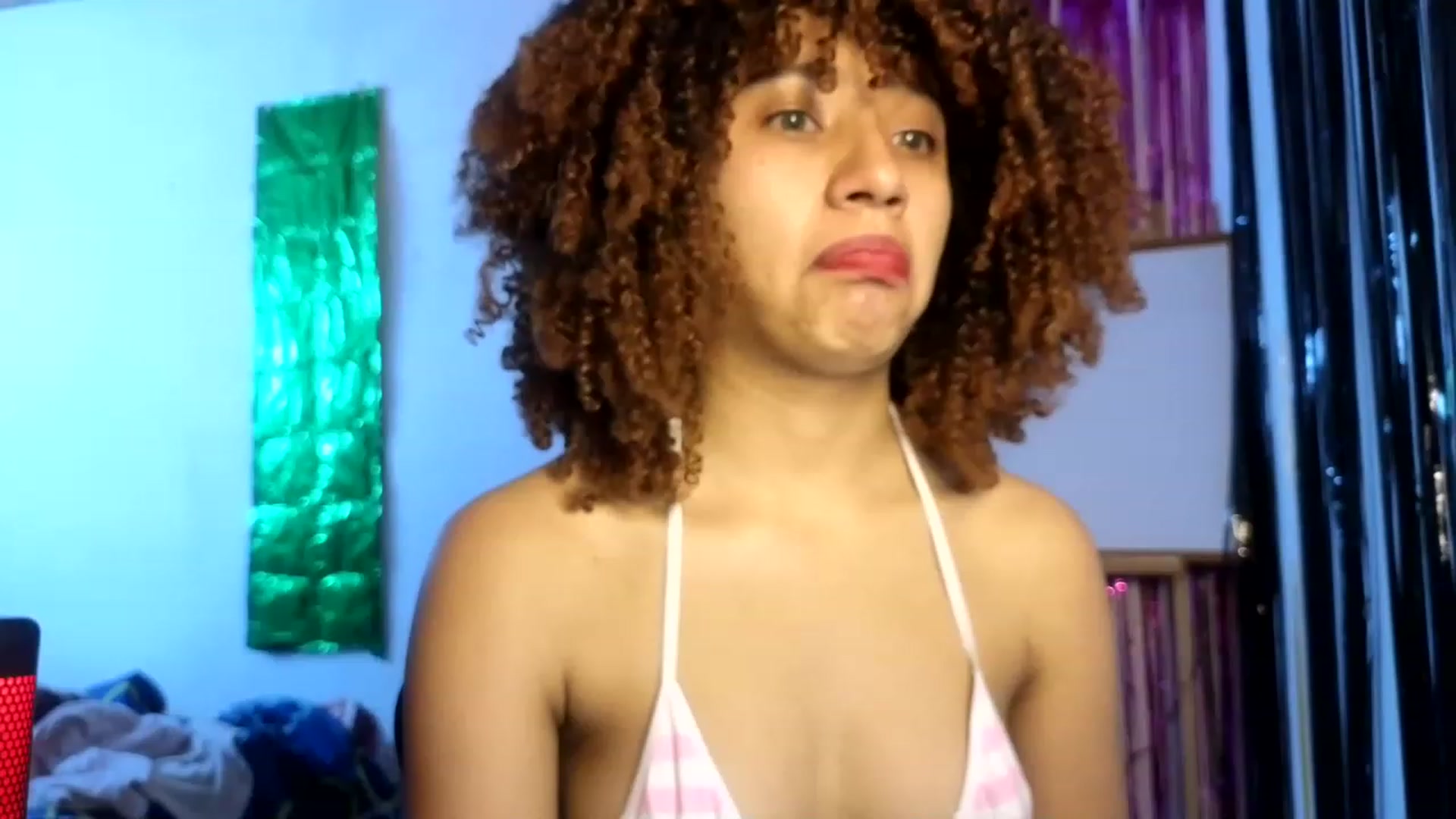 Gallery image thumbnail from Cofewithmilk's myfreecams stream on, 05/06/2023, 18:58 image 11 of 20