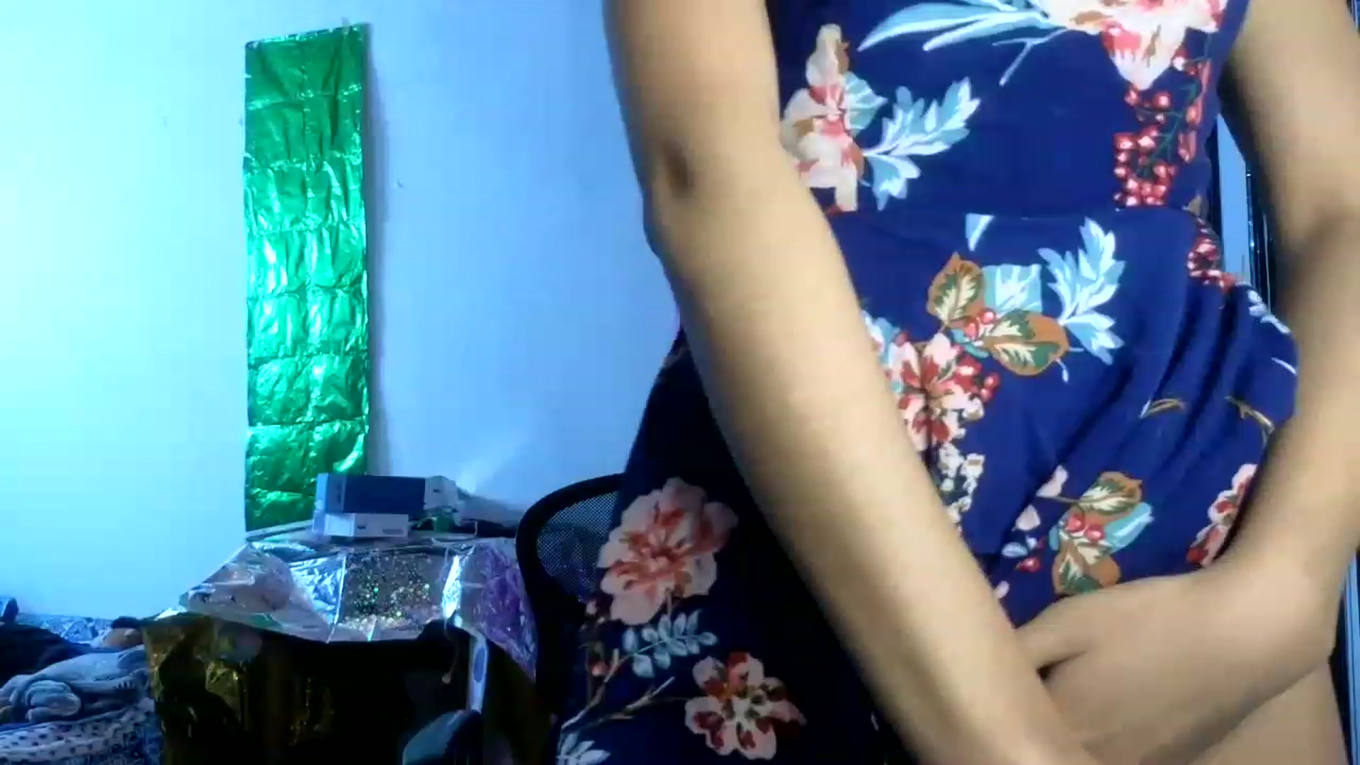 Gallery image thumbnail from Cofewithmilk's myfreecams stream on, 05/11/2023, 19:04 image 7 of 20
