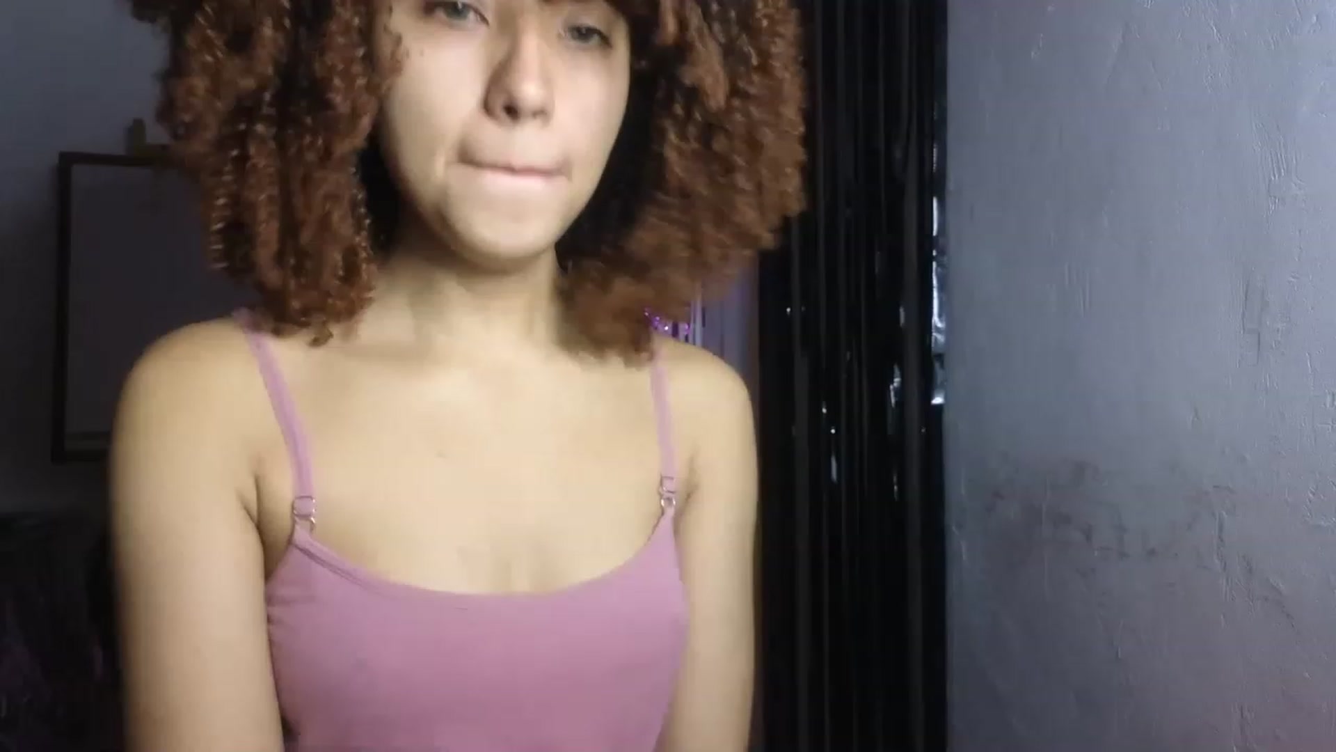 Gallery image thumbnail from Cofewithmilk's myfreecams stream on, 05/17/2023, 02:38 image 1 of 20