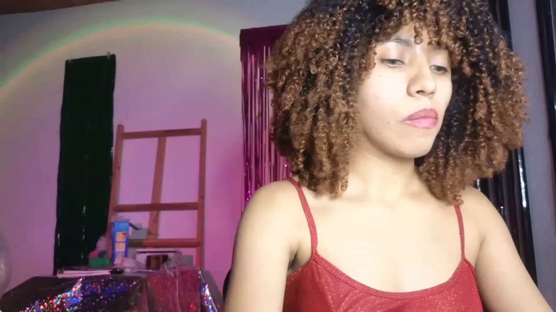 Gallery image thumbnail from Cofewithmilk's myfreecams stream on, 05/26/2023, 02:11 image 5 of 20