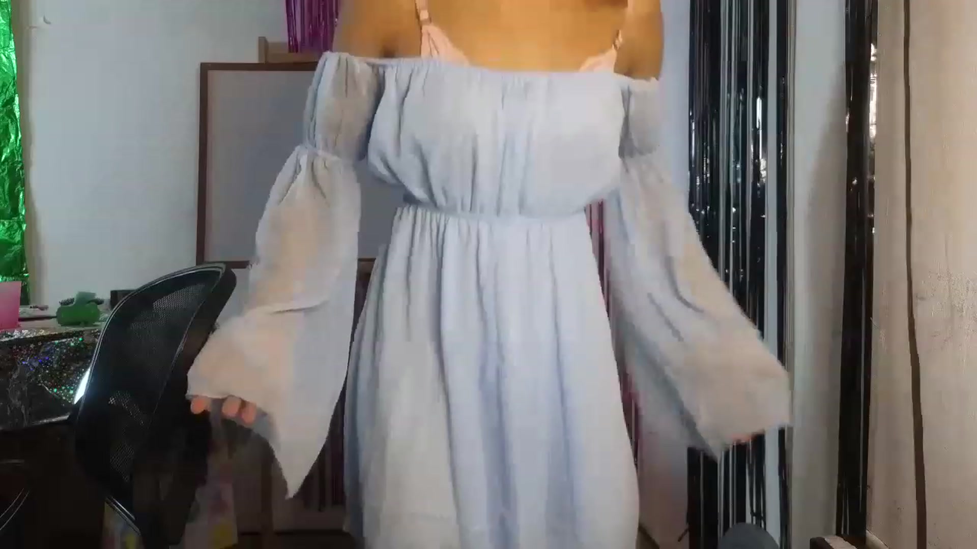 Gallery image thumbnail from Cofewithmilk's myfreecams stream on, 06/02/2023, 19:16 image 6 of 20