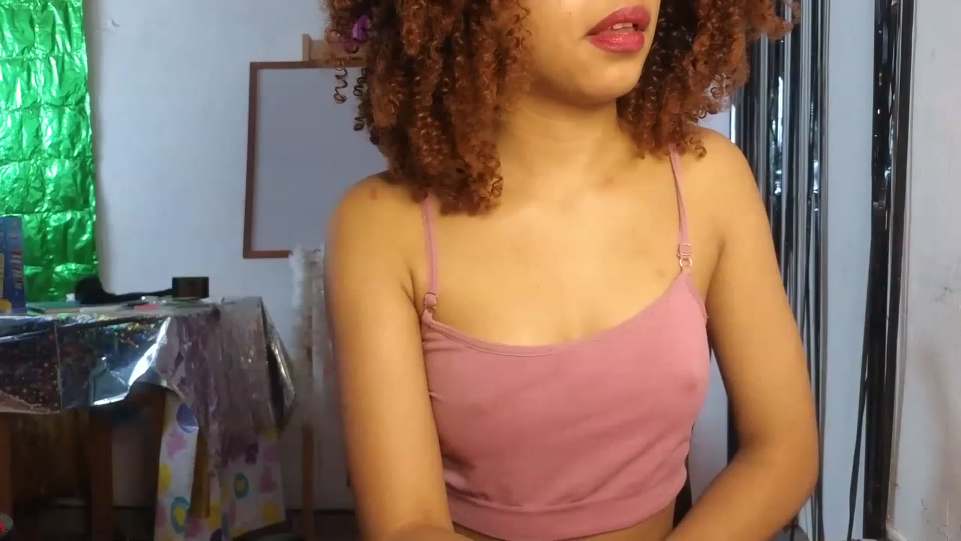 Gallery image thumbnail from Cofewithmilk's myfreecams stream on, 06/06/2023, 15:58 image 4 of 20
