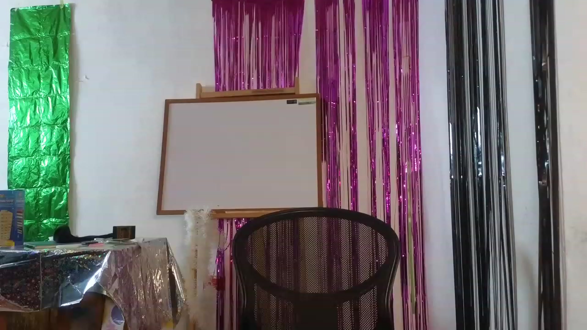Gallery image thumbnail from Cofewithmilk's myfreecams stream on, 06/06/2023, 15:58 image 11 of 20