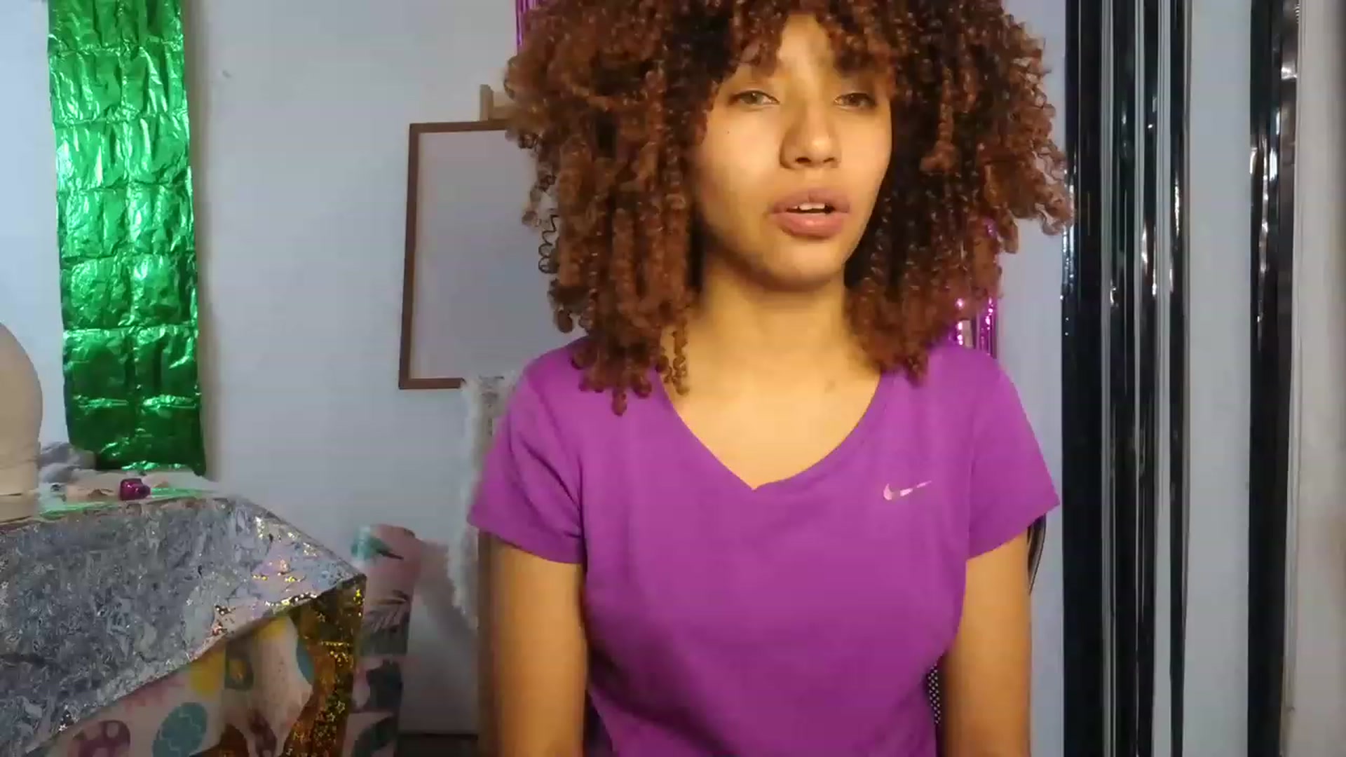 Gallery image thumbnail from Cofewithmilk's myfreecams stream on, 06/07/2023, 15:19 image 7 of 20
