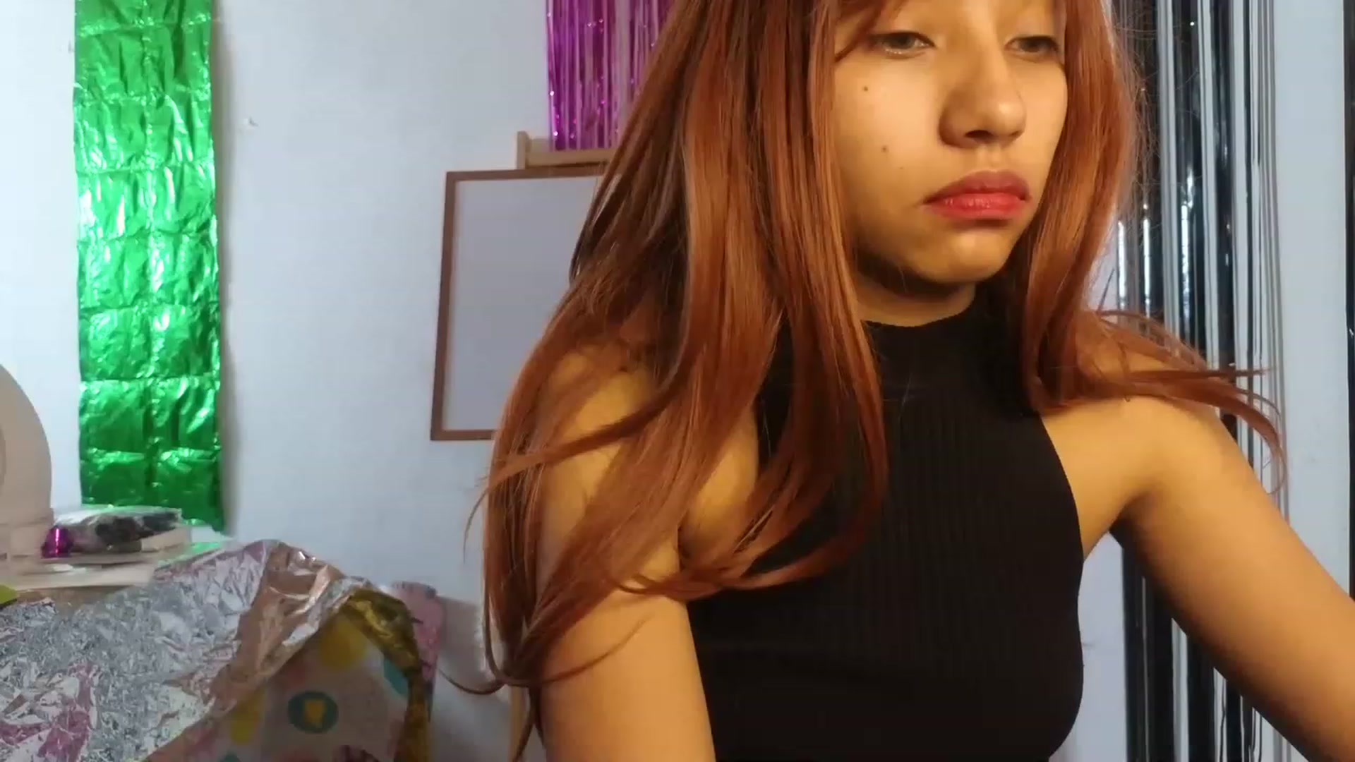 Gallery image thumbnail from Cofewithmilk's myfreecams stream on, 06/08/2023, 18:19 image 16 of 20