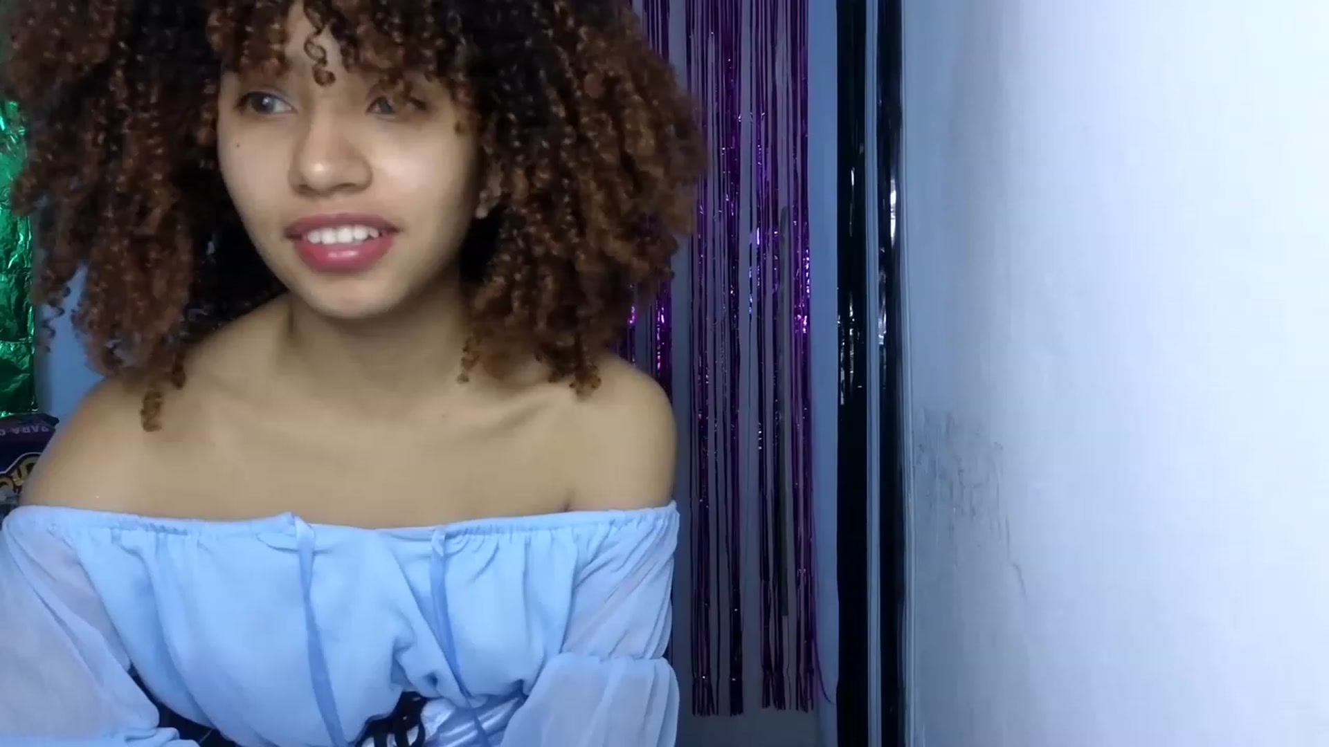 Gallery image thumbnail from Cofewithmilk's myfreecams stream on, 06/11/2023, 16:34 image 10 of 20