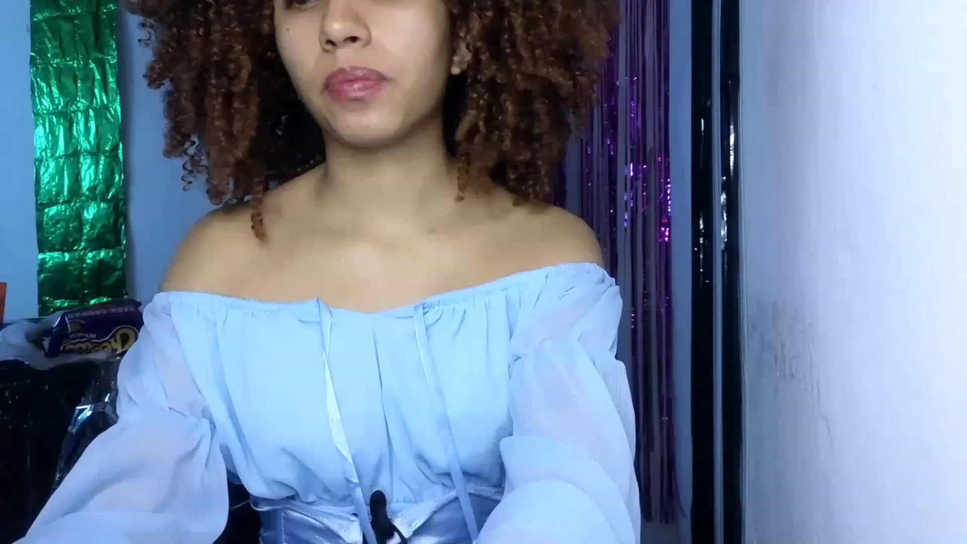 Gallery image thumbnail from Cofewithmilk's myfreecams stream on, 06/11/2023, 16:34 image 13 of 20
