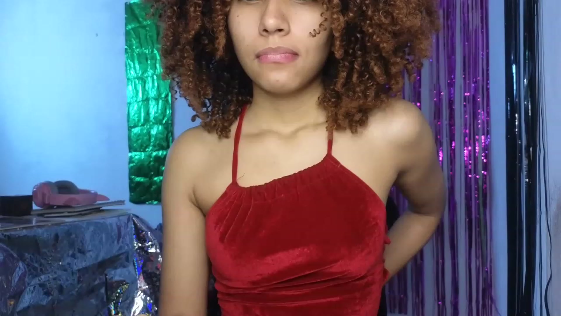Gallery image thumbnail from Cofewithmilk's myfreecams stream on, 06/13/2023, 15:17 image 18 of 20