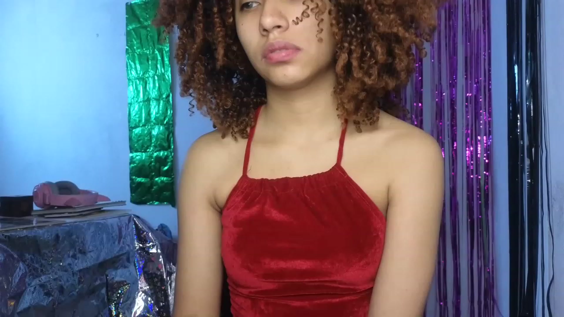 Gallery image thumbnail from Cofewithmilk's myfreecams stream on, 06/13/2023, 15:17 image 16 of 20