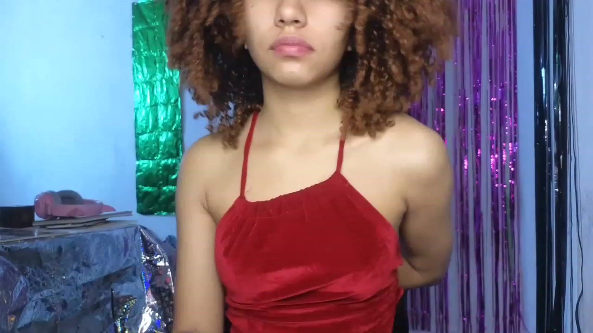 Gallery image thumbnail from Cofewithmilk's myfreecams stream on, 06/13/2023, 15:17 image 17 of 20