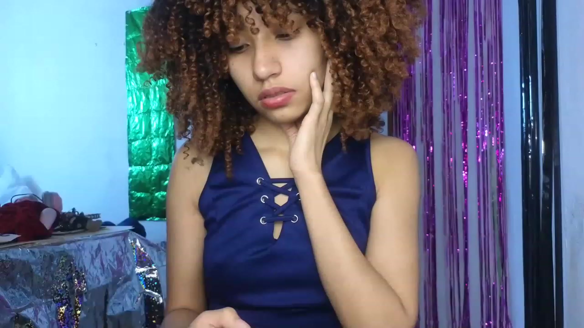 Gallery image thumbnail from Cofewithmilk's myfreecams stream on, 06/15/2023, 15:12 image 5 of 20