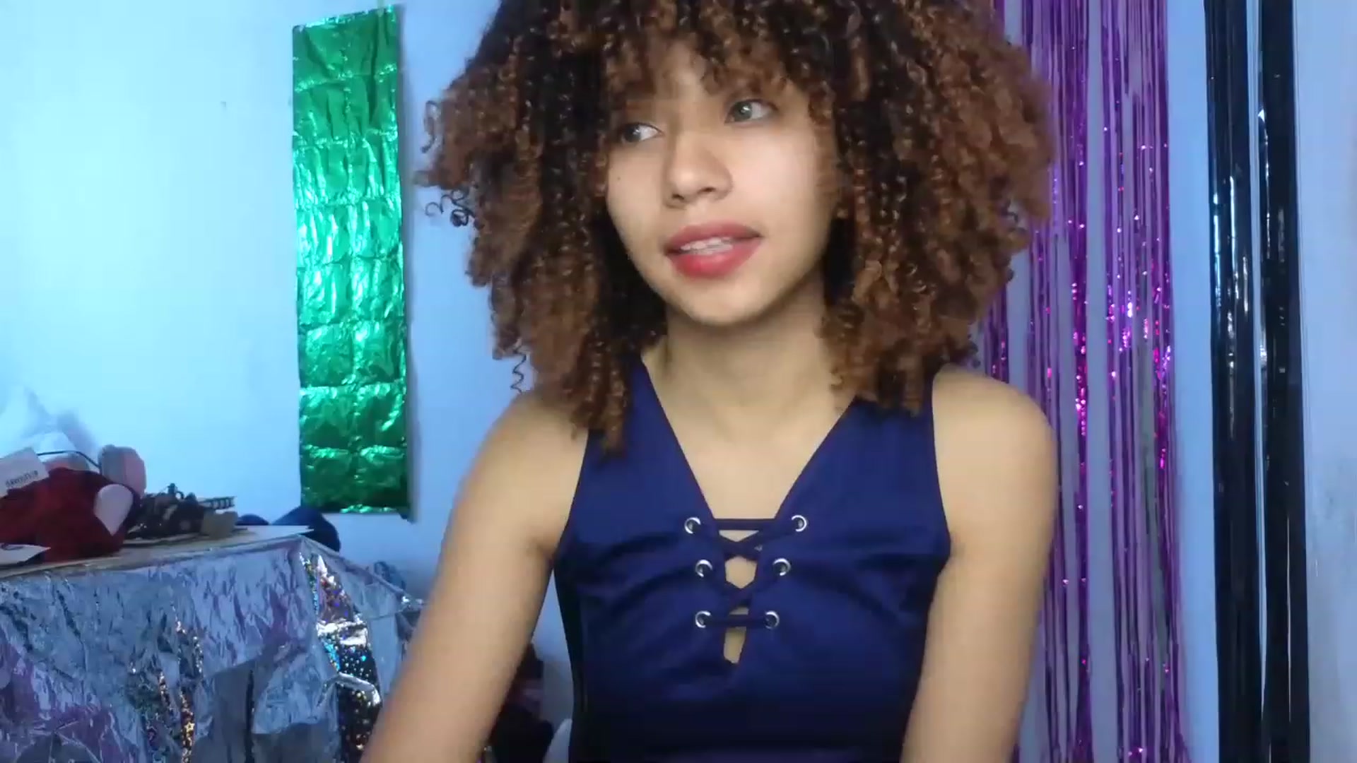 Gallery image thumbnail from Cofewithmilk's myfreecams stream on, 06/15/2023, 15:12 image 15 of 20