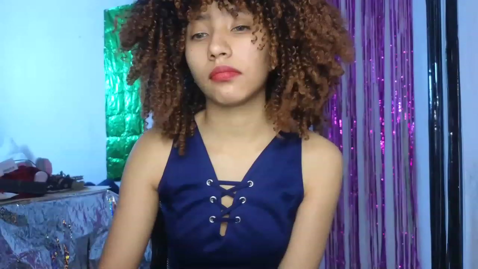Gallery image thumbnail from Cofewithmilk's myfreecams stream on, 06/15/2023, 16:17 image 2 of 20