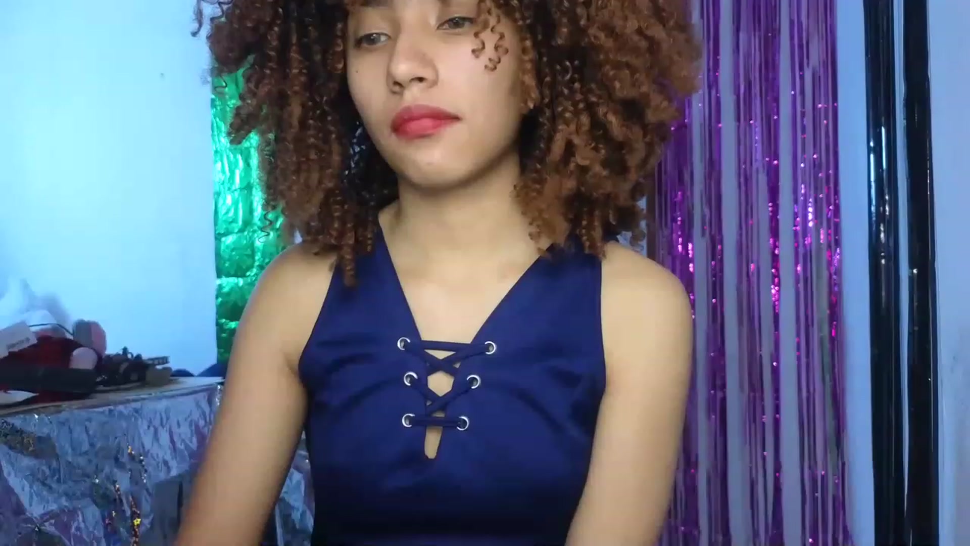 Gallery image thumbnail from Cofewithmilk's myfreecams stream on, 06/15/2023, 16:17 image 4 of 20