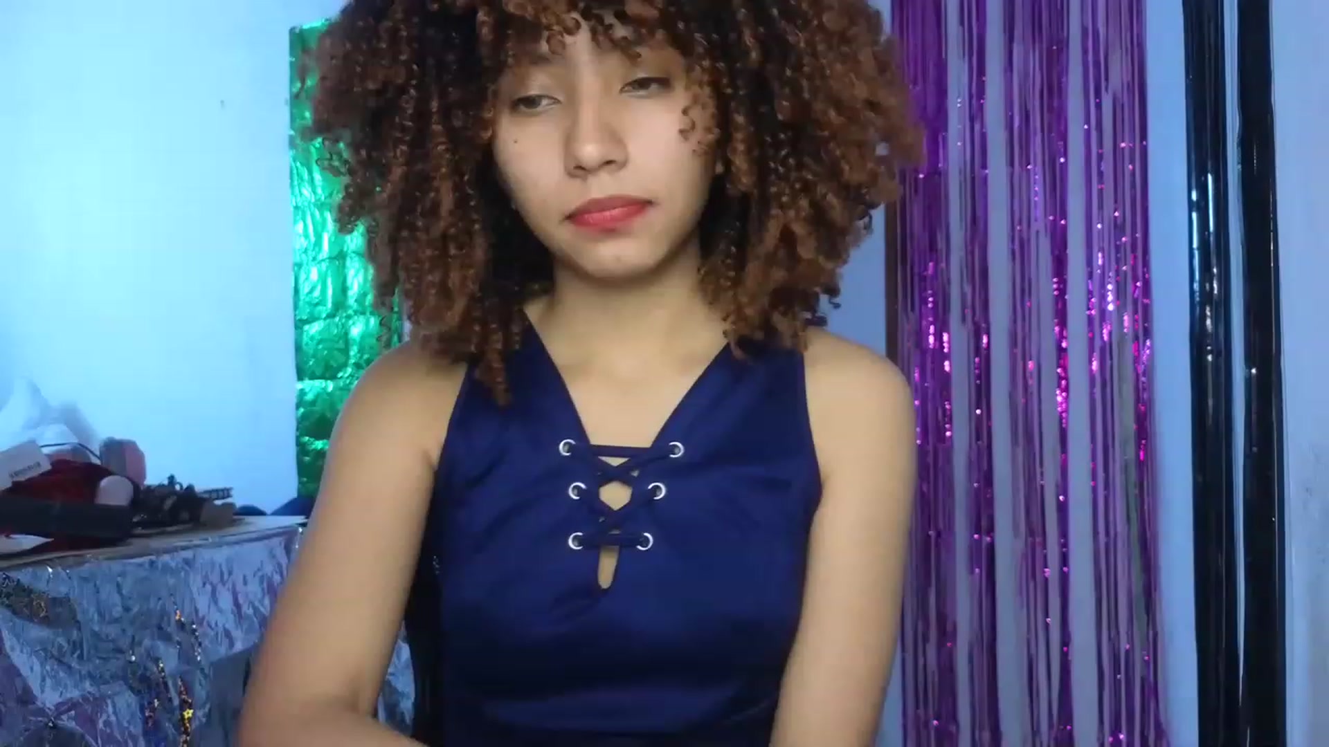 Gallery image thumbnail from Cofewithmilk's myfreecams stream on, 06/15/2023, 16:17 image 1 of 20