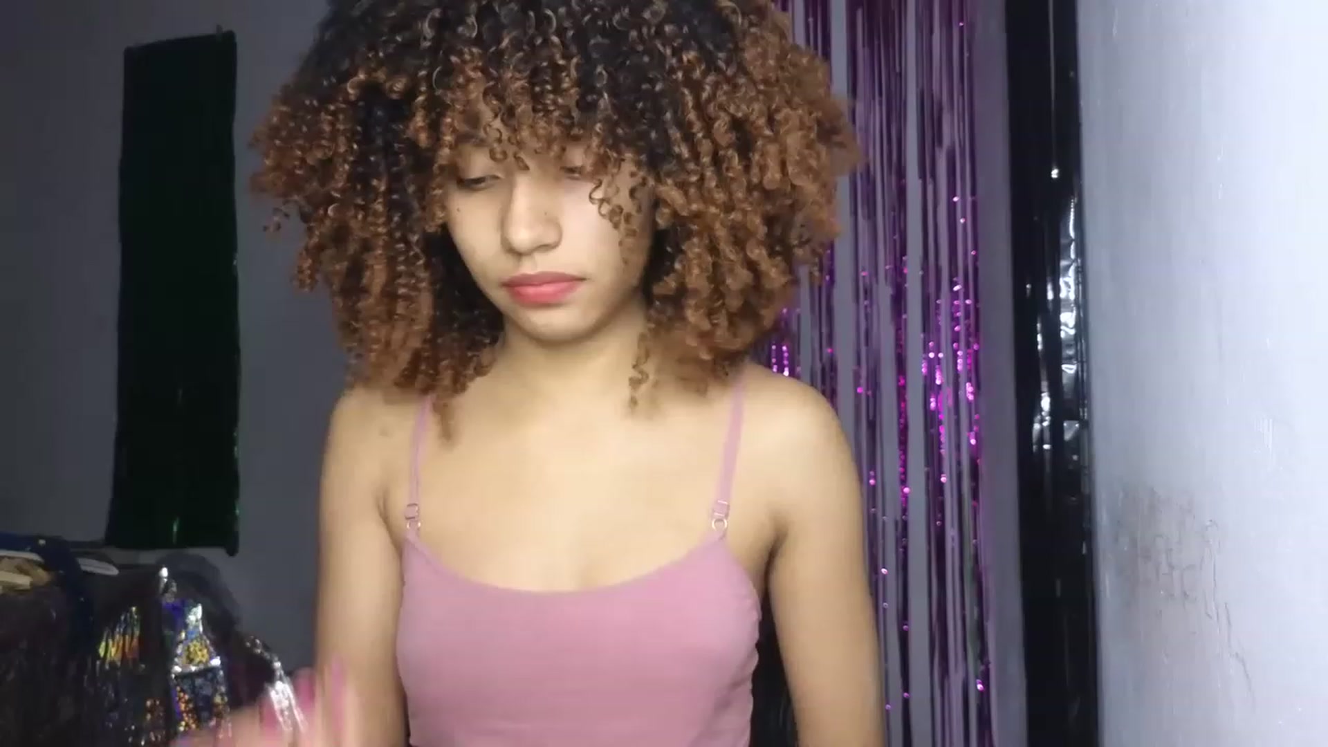Gallery image thumbnail from Cofewithmilk's myfreecams stream on, 06/18/2023, 01:28 image 1 of 20