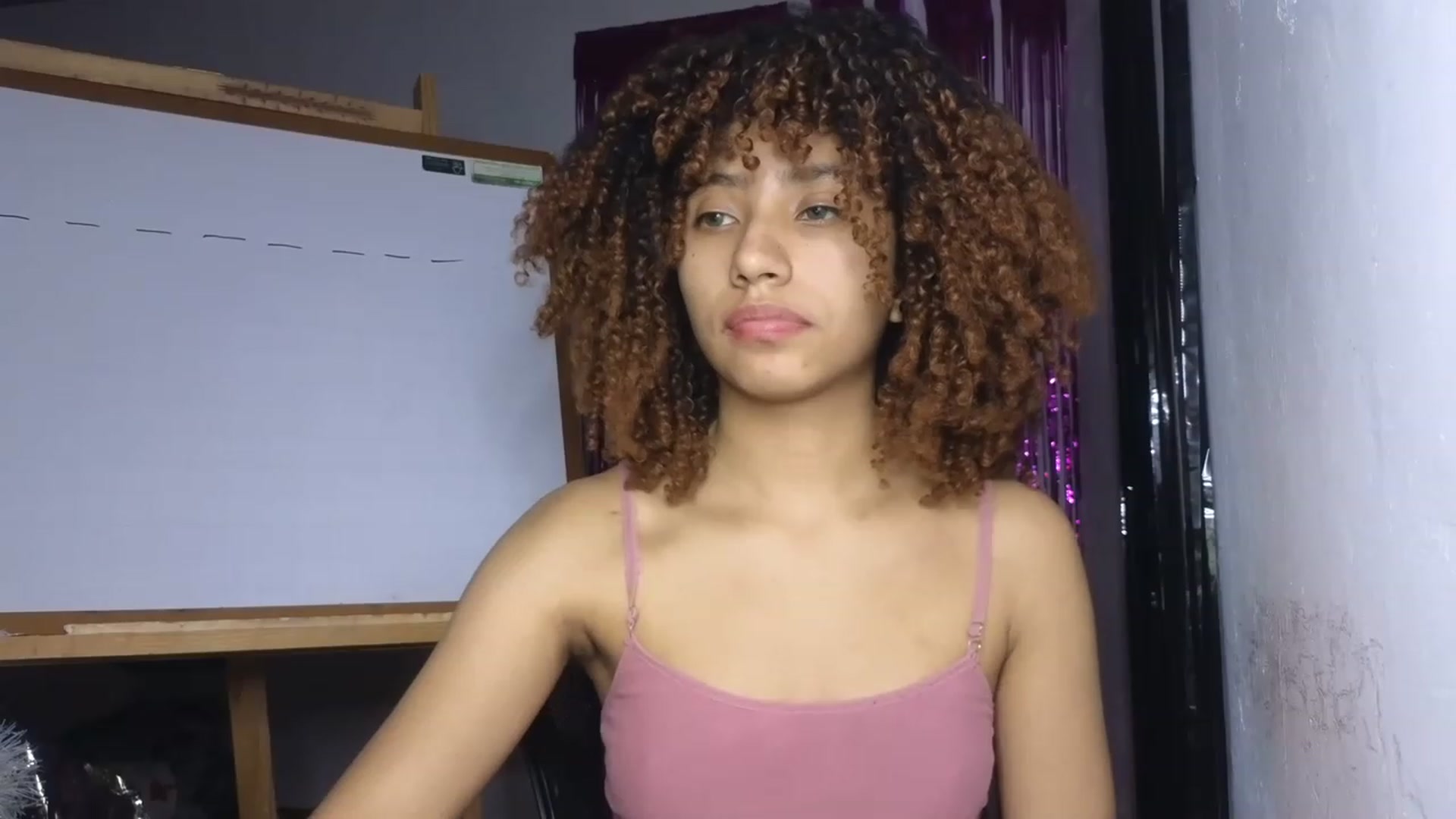 Gallery image thumbnail from Cofewithmilk's myfreecams stream on, 06/18/2023, 03:28 image 8 of 20