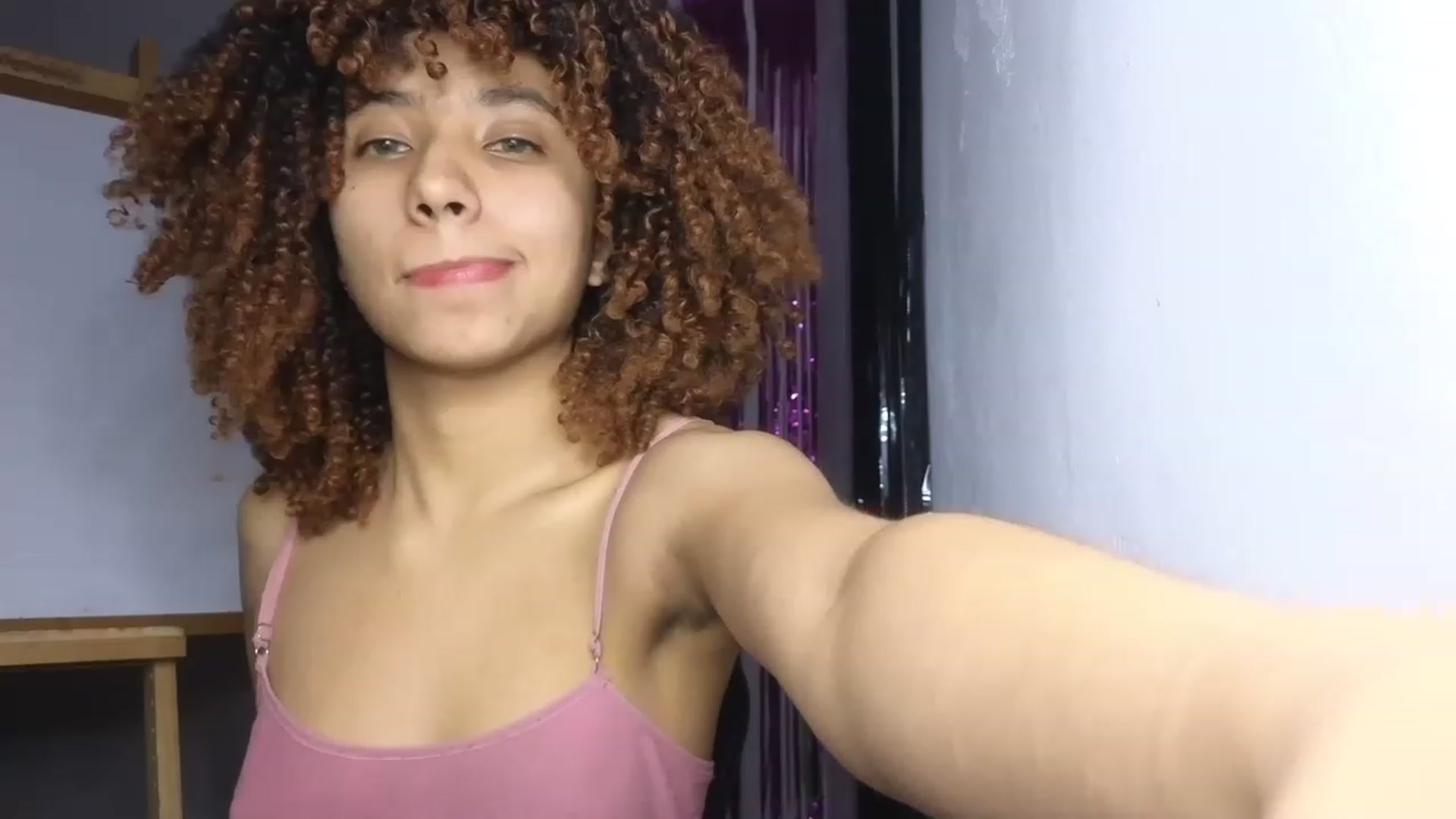Gallery image thumbnail from Cofewithmilk's myfreecams stream on, 06/18/2023, 03:28 image 7 of 20