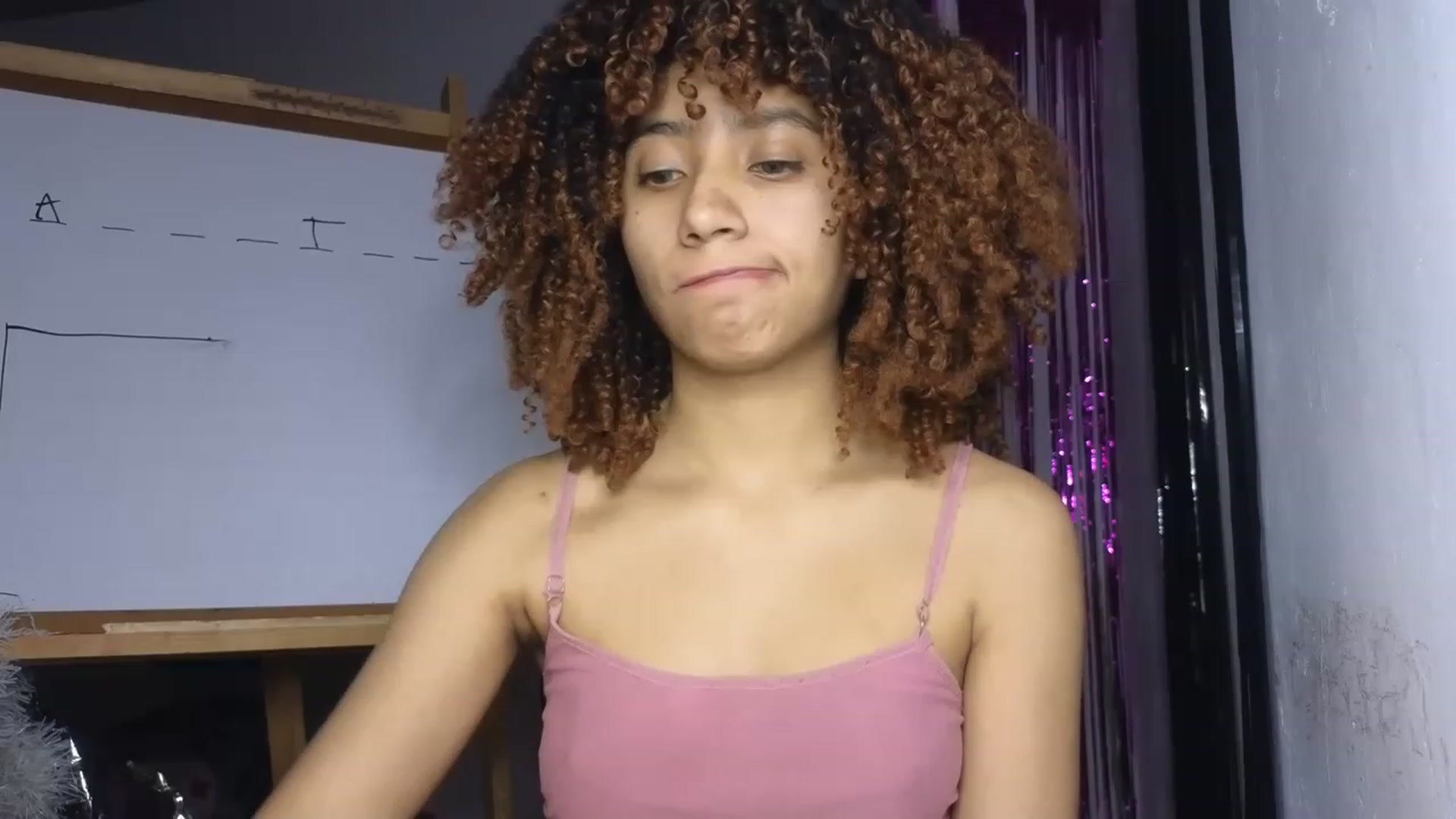 Gallery image thumbnail from Cofewithmilk's myfreecams stream on, 06/18/2023, 03:28 image 17 of 20