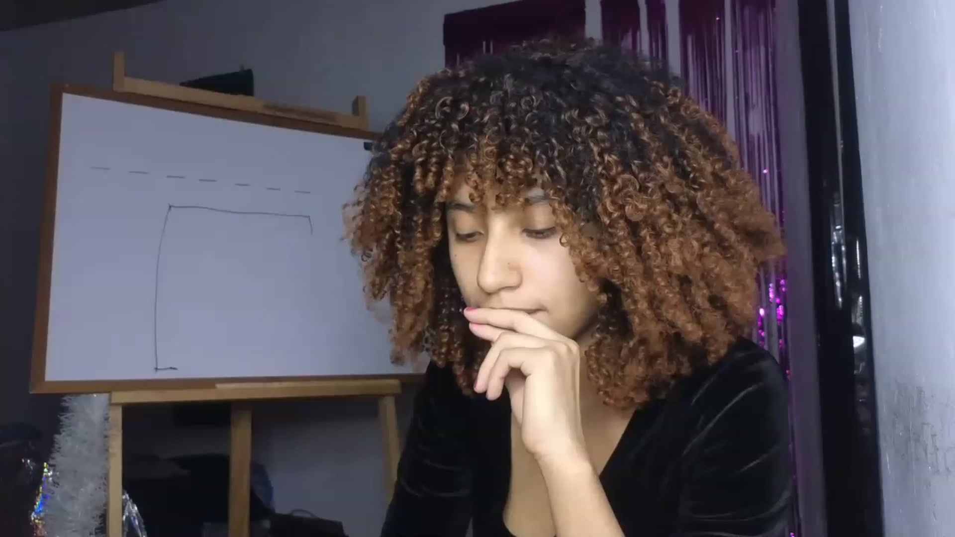 Gallery image thumbnail from Cofewithmilk's myfreecams stream on, 06/19/2023, 03:47 image 15 of 20