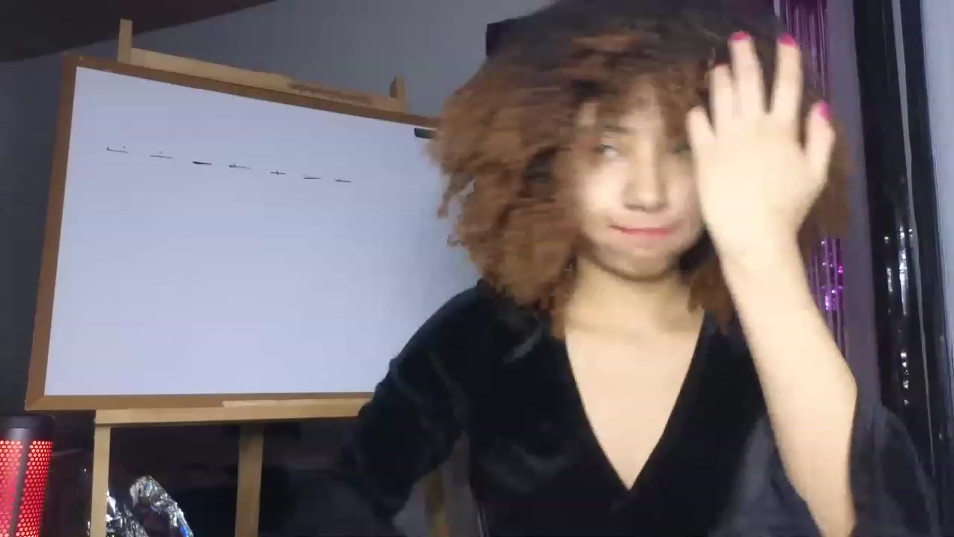 Gallery image thumbnail from Cofewithmilk's myfreecams stream on, 06/19/2023, 05:28 image 13 of 20