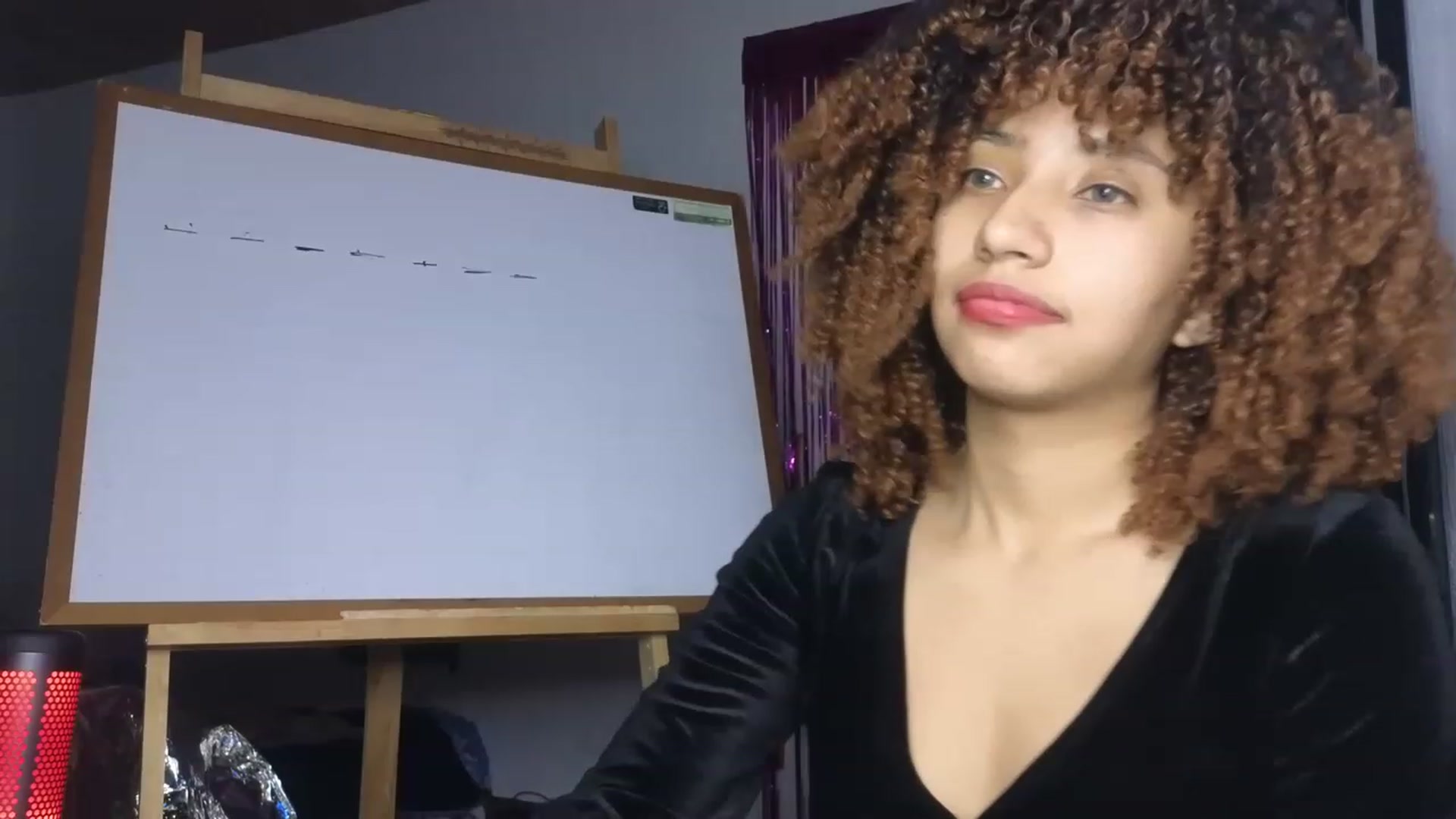Gallery image thumbnail from Cofewithmilk's myfreecams stream on, 06/19/2023, 05:28 image 15 of 20