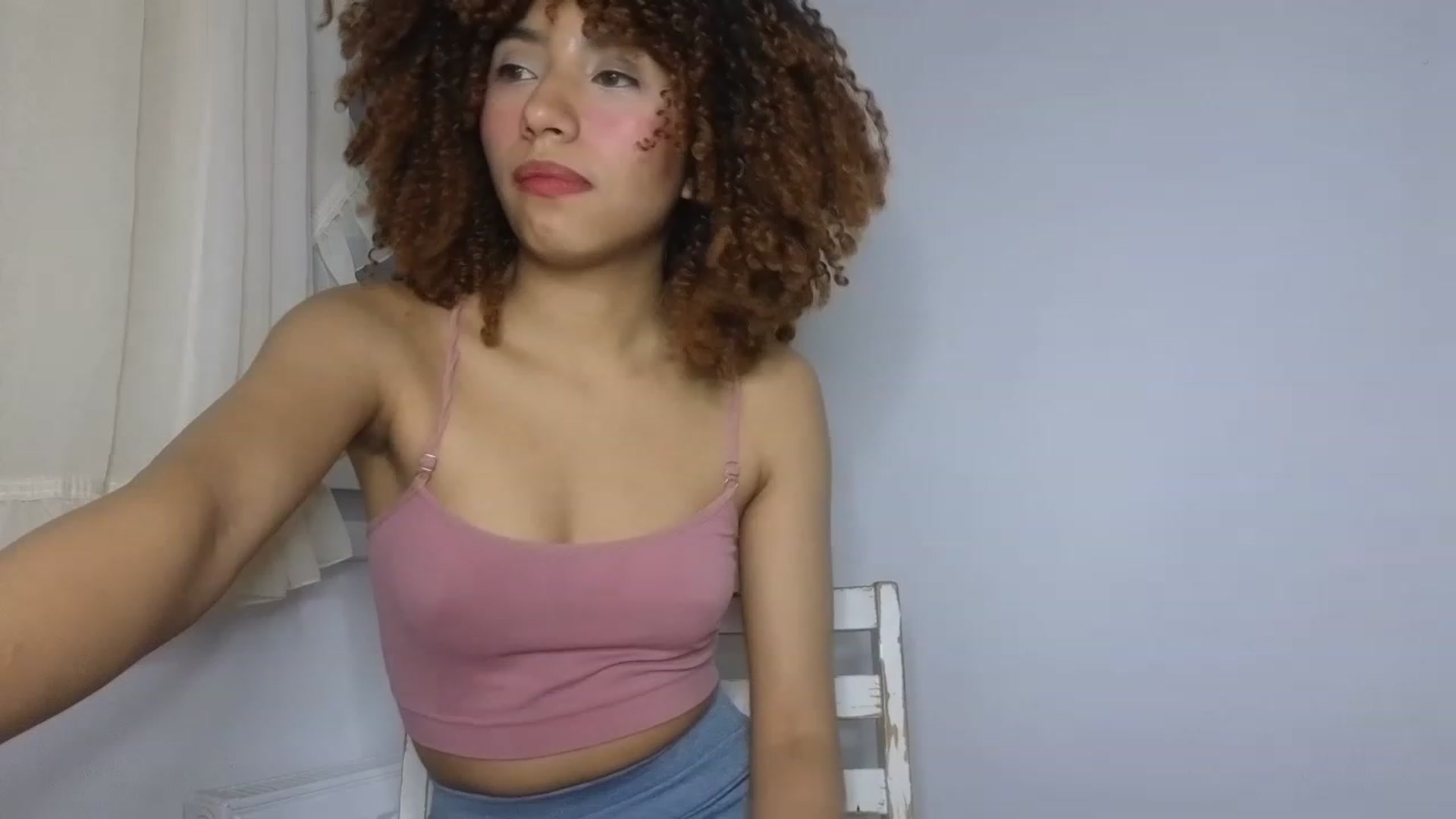 Gallery image thumbnail from Cofewithmilk's myfreecams stream on, 07/04/2023, 01:42 image 5 of 20