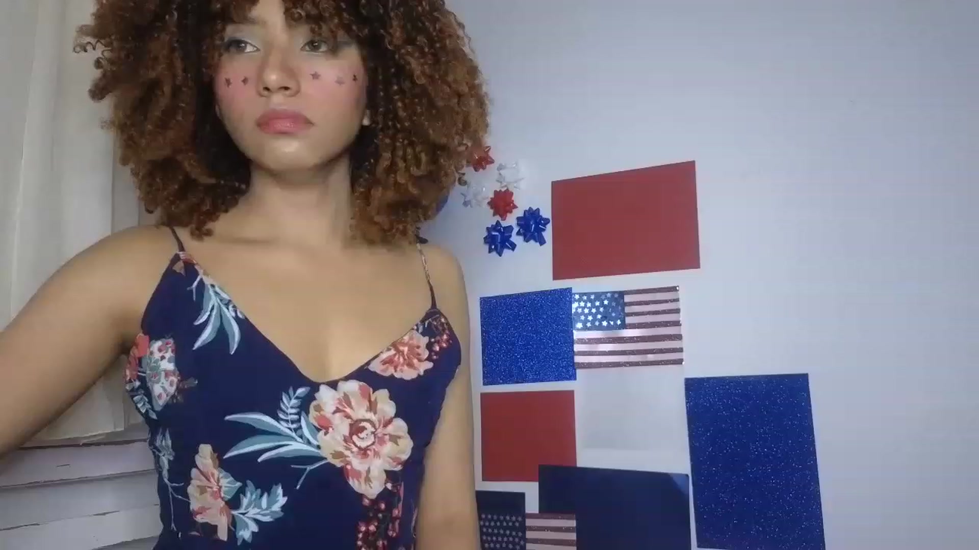 Gallery image thumbnail from Cofewithmilk's myfreecams stream on, 07/04/2023, 23:33 image 15 of 20