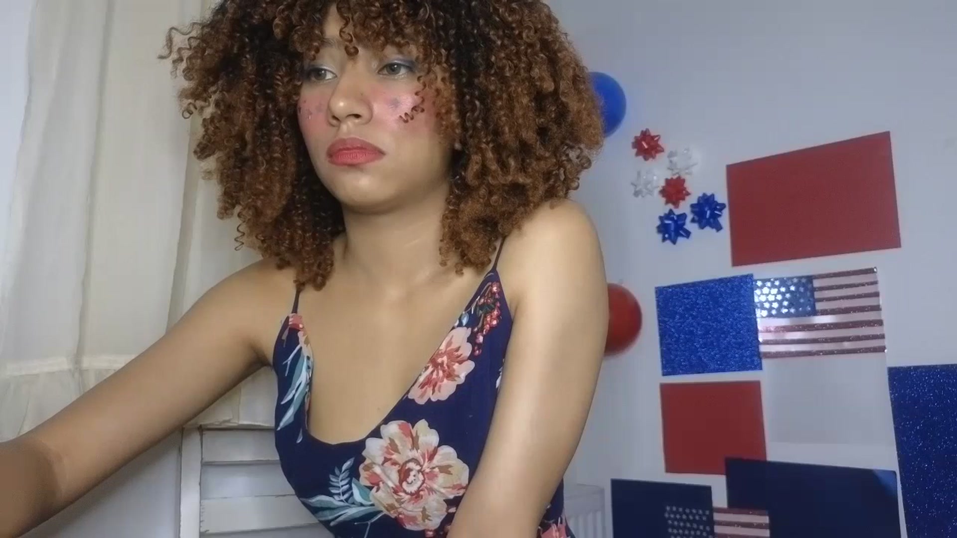 Gallery image thumbnail from Cofewithmilk's myfreecams stream on, 07/05/2023, 03:35 image 4 of 20