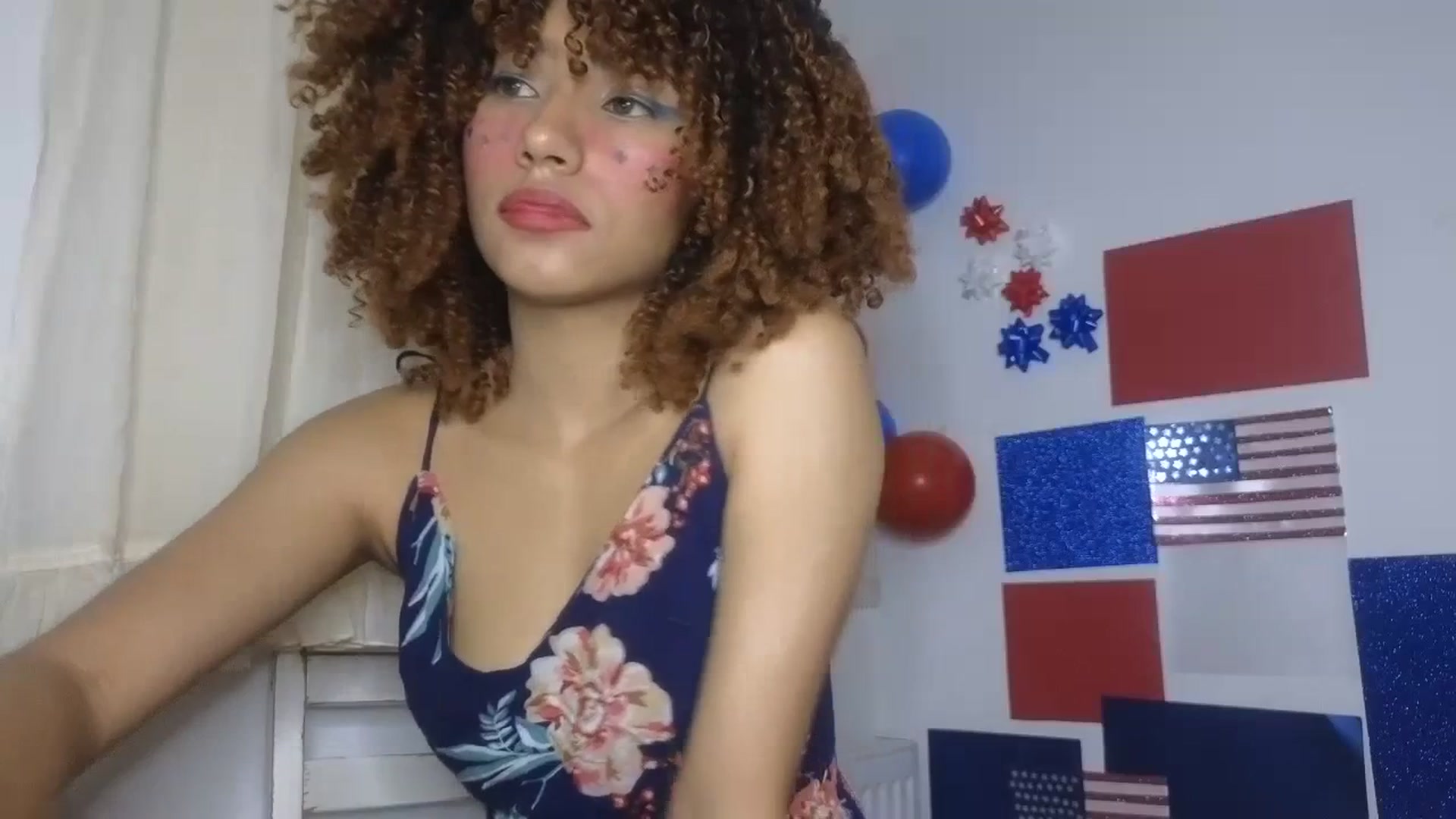 Gallery image thumbnail from Cofewithmilk's myfreecams stream on, 07/05/2023, 03:35 image 3 of 20