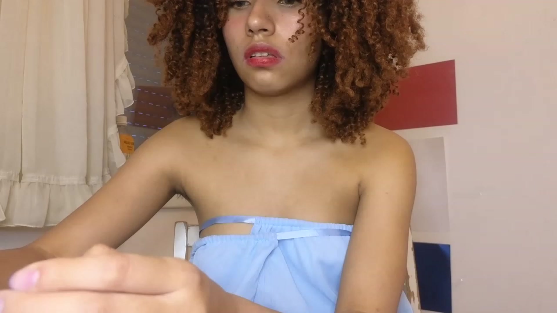 Gallery image thumbnail from Cofewithmilk's myfreecams stream on, 07/13/2023, 03:49 image 10 of 20