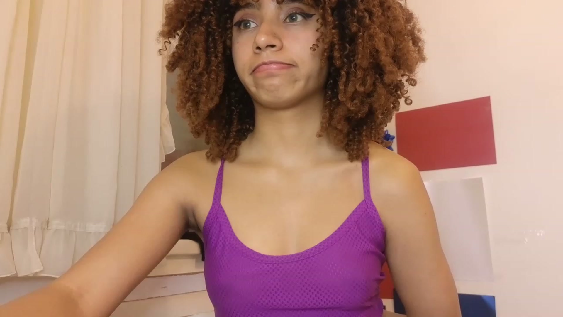 Gallery image thumbnail from Cofewithmilk's myfreecams stream on, 07/15/2023, 06:47 image 17 of 20