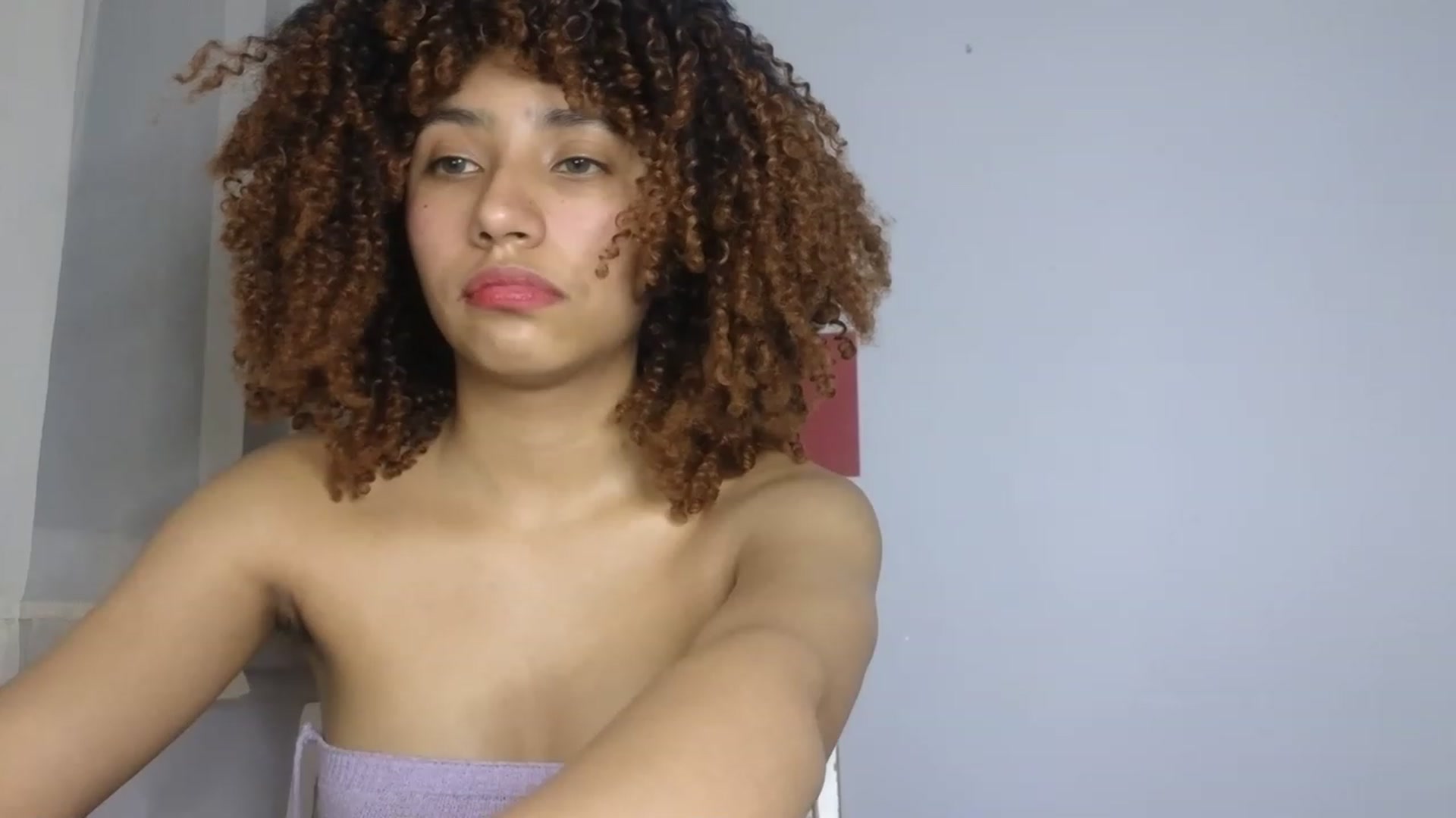 Gallery image thumbnail from Cofewithmilk's myfreecams stream on, 07/17/2023, 02:39 image 10 of 20