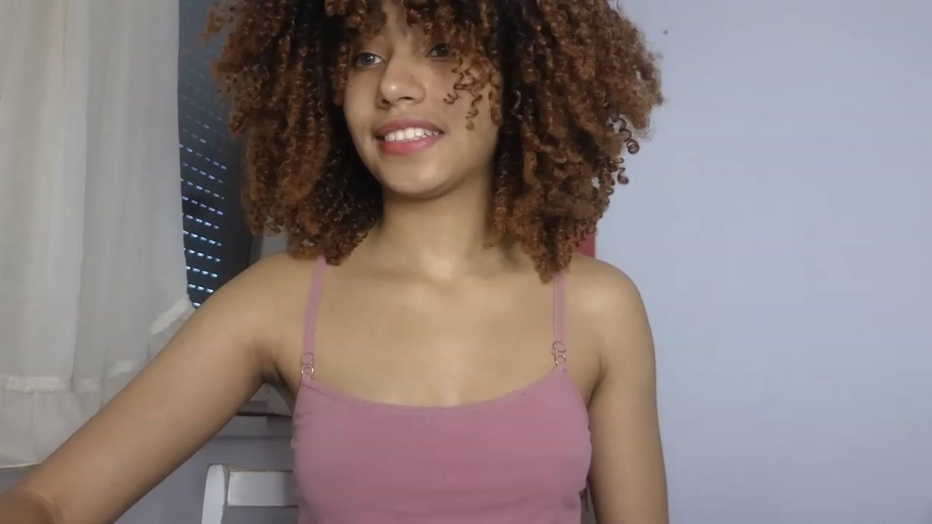 Gallery image thumbnail from Cofewithmilk's myfreecams stream on, 07/18/2023, 05:42 image 1 of 20