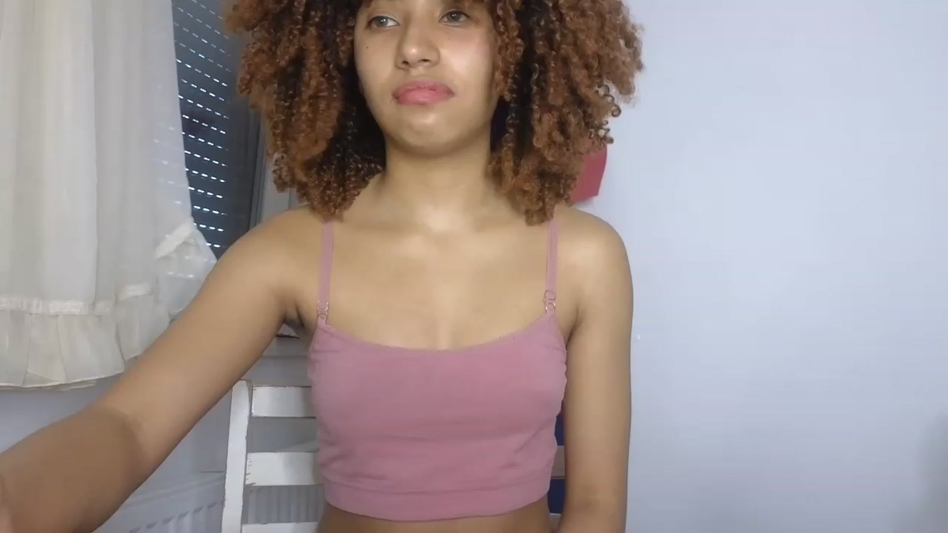 Gallery image thumbnail from Cofewithmilk's myfreecams stream on, 07/18/2023, 05:42 image 4 of 20