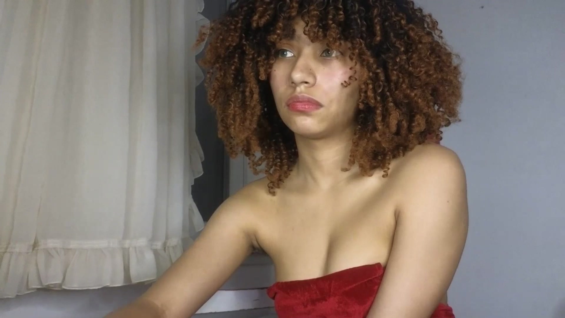 Gallery image thumbnail from Cofewithmilk's myfreecams stream on, 07/19/2023, 02:10 image 17 of 20