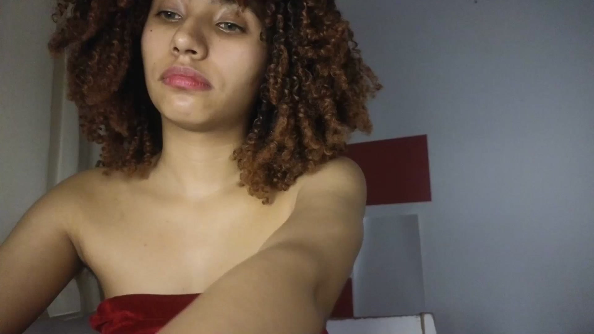 Gallery image thumbnail from Cofewithmilk's myfreecams stream on, 07/19/2023, 08:42 image 2 of 20