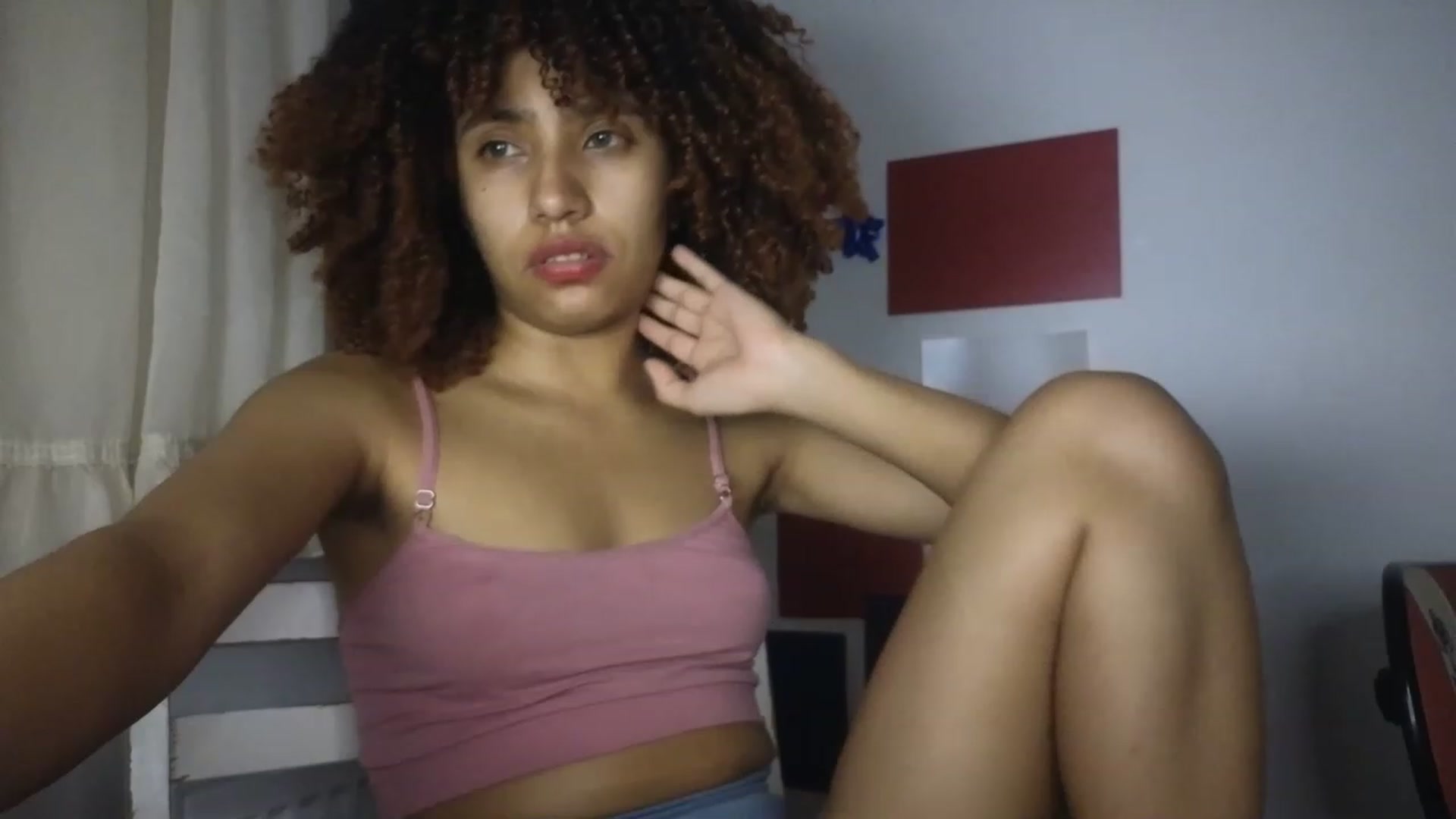 Gallery image thumbnail from Cofewithmilk's myfreecams stream on, 07/19/2023, 15:39 image 4 of 20