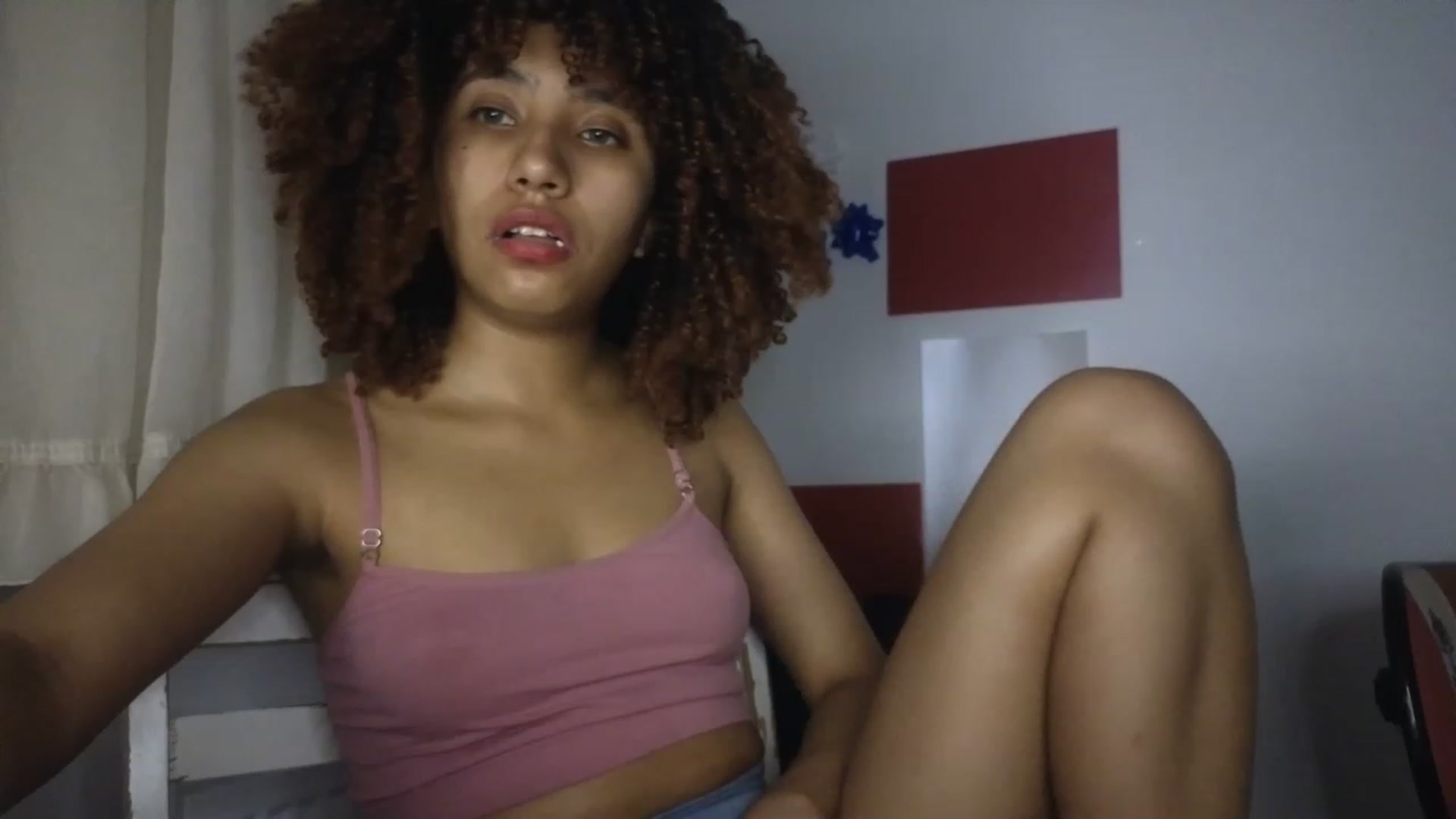 Gallery image thumbnail from Cofewithmilk's myfreecams stream on, 07/19/2023, 15:39 image 5 of 20