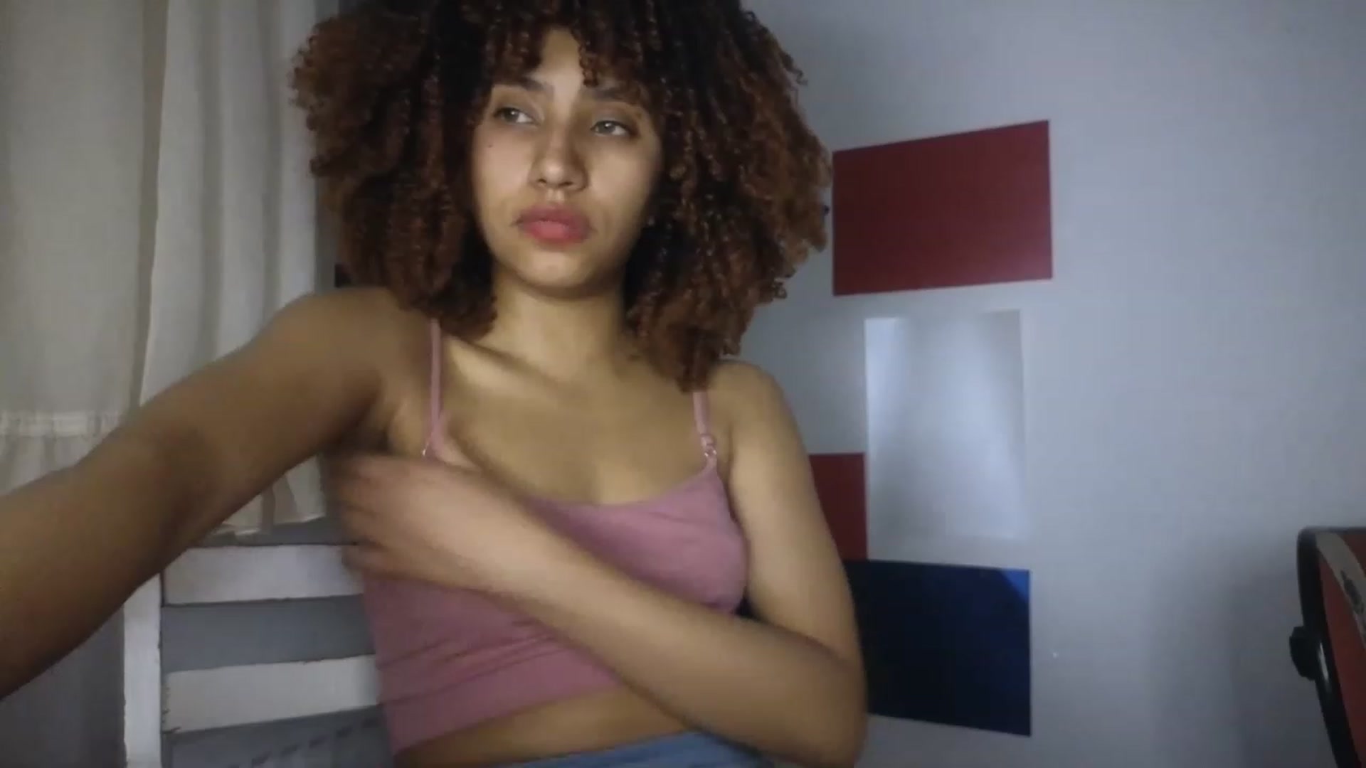 Gallery image thumbnail from Cofewithmilk's myfreecams stream on, 07/19/2023, 15:39 image 3 of 20