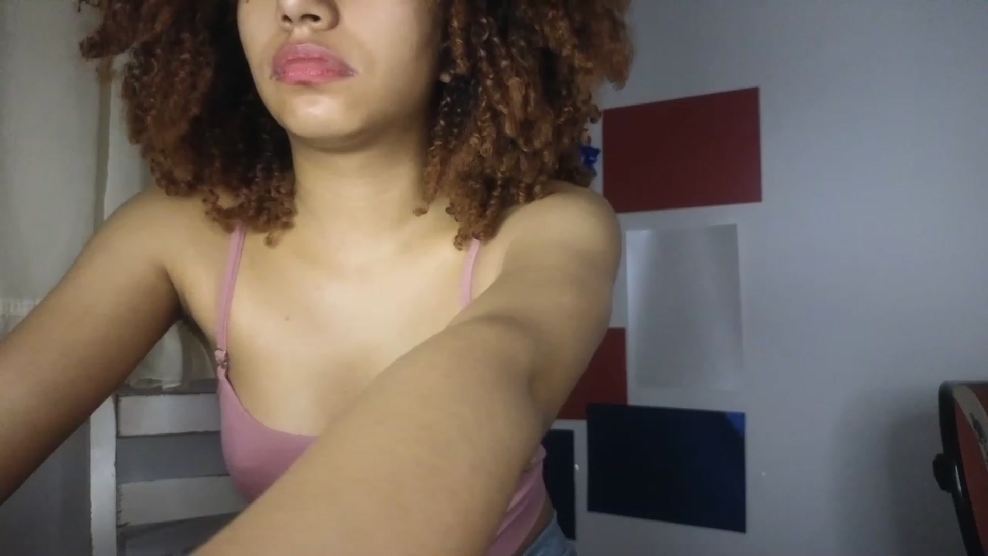 Gallery image thumbnail from Cofewithmilk's myfreecams stream on, 07/19/2023, 15:39 image 7 of 20