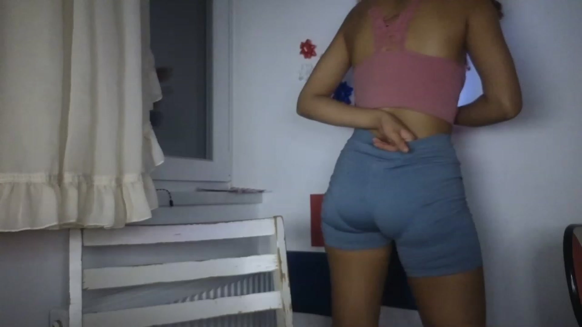 Gallery image thumbnail from Cofewithmilk's myfreecams stream on, 07/19/2023, 15:39 image 13 of 20