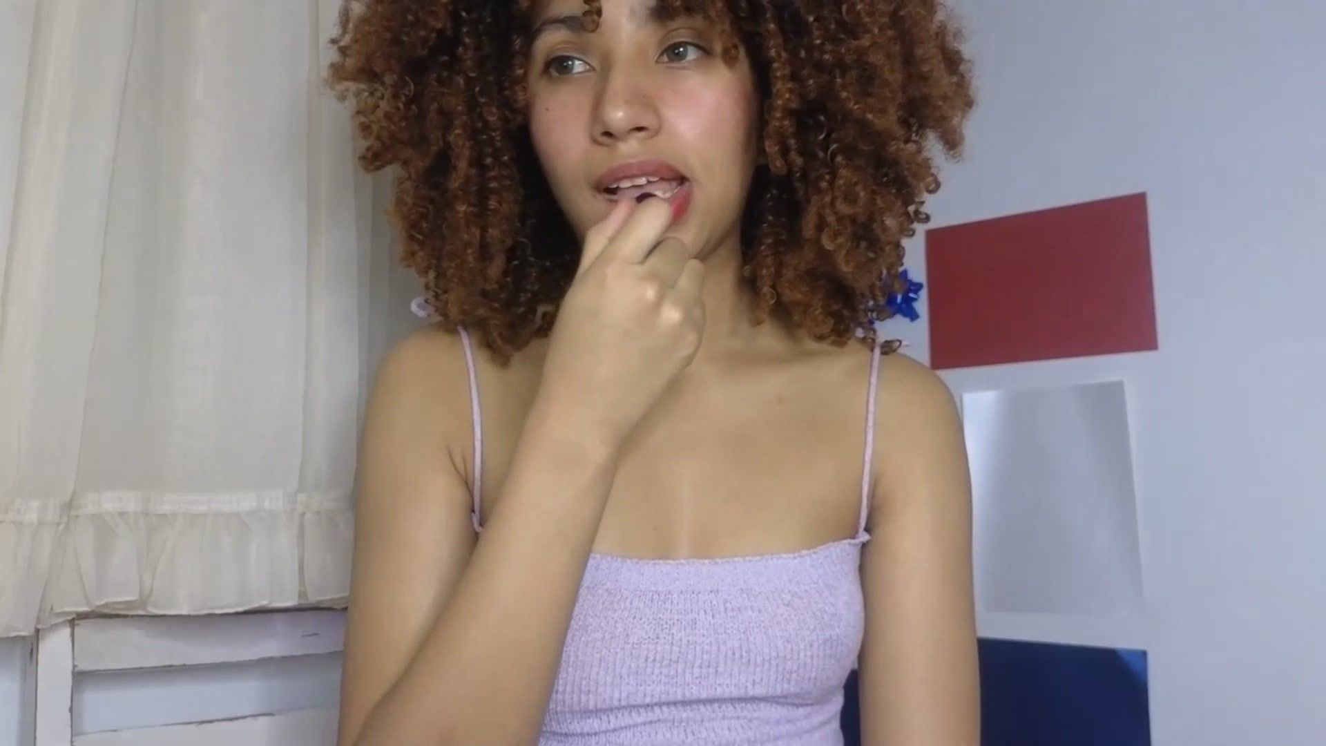 Gallery image thumbnail from Cofewithmilk's myfreecams stream on, 07/21/2023, 24:02 image 19 of 20