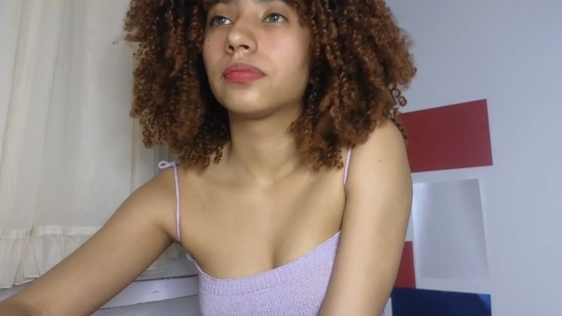 Gallery image thumbnail from Cofewithmilk's myfreecams stream on, 07/21/2023, 01:13 image 18 of 20